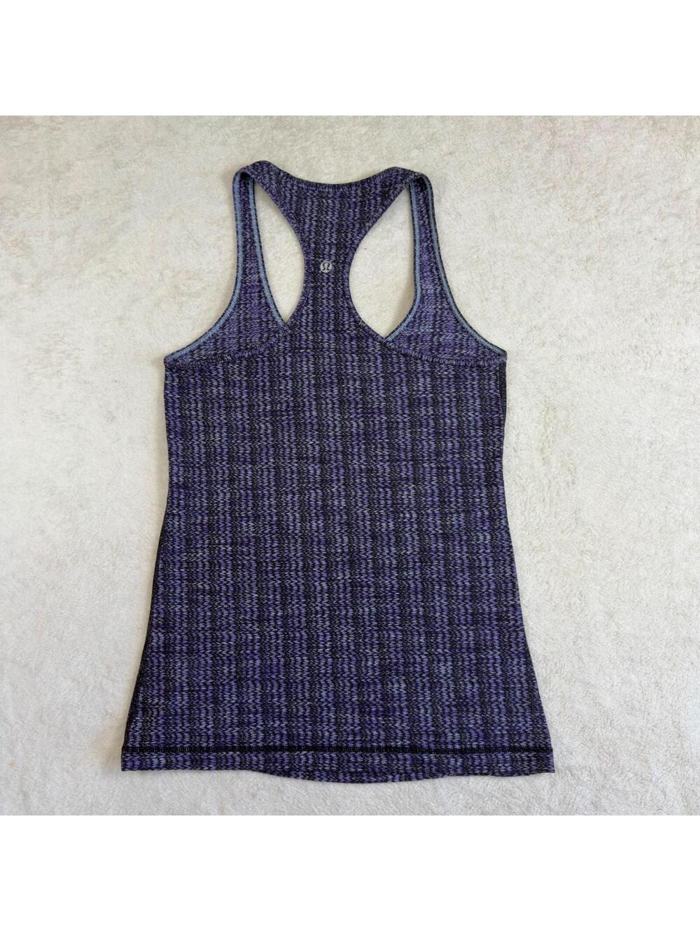 Lululemon Built-In Bra Racerback Tank Top Black Women’s 6 Yoga Athleisure